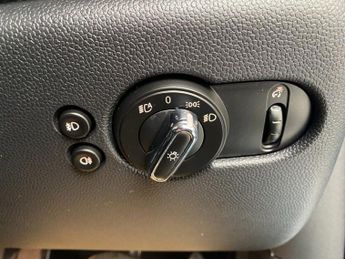 MINI HATCH 1.5 Cooper Hatchback 5dr Petrol Steptronic Euro 6 (s/s) (136 ps)