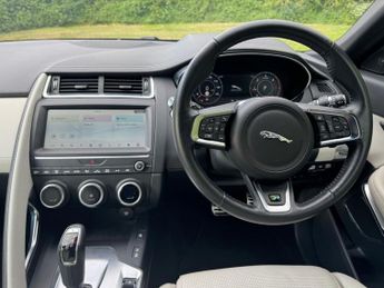 JAGUAR E-PACE 2.0 D240 R-Dynamic HSE SUV 5dr Diesel Auto AWD Euro 6 (s/s) (240