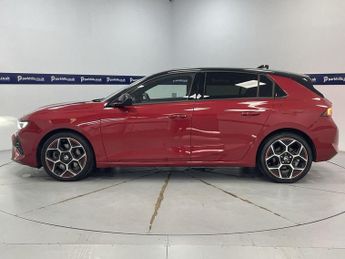 VAUXHALL ASTRA 1.6 12.4kWh GS Line Hatchback 5dr Petrol Plug-in Hybrid Auto Eur
