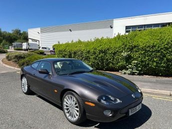 Jaguar XK 4.2 Coupe 2dr Petrol Automatic (304 g/km, 400 bhp)-Fantastic Low