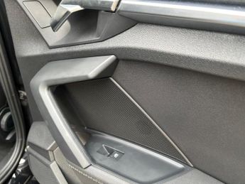 AUDI A3 1.0 TFSI 30 S line Sportback 5dr Petrol S Tronic Euro 6 (s/s) (1