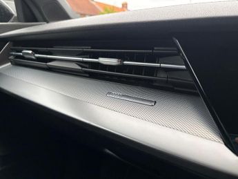 AUDI A3 1.0 TFSI 30 S line Sportback 5dr Petrol S Tronic Euro 6 (s/s) (1