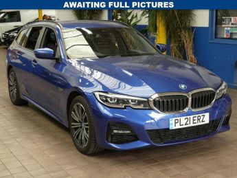 BMW 330 2.0 330e 12kWh M Sport Touring 5dr Petrol Plug-in Hybrid Auto Eu