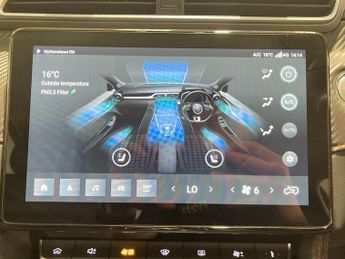 MG MG ZS 72.6kWh Trophy Connect Long Range SUV 5dr Electric Auto (156 ps)