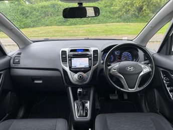 HYUNDAI IX20 1.6 SE Nav Hatchback 5dr Petrol Auto Euro 6 (125 ps)