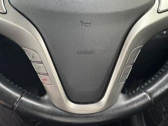 HYUNDAI IX20 1.6 SE Nav Hatchback 5dr Petrol Auto Euro 6 (125 ps)