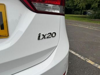 HYUNDAI IX20 1.6 SE Nav Hatchback 5dr Petrol Auto Euro 6 (125 ps)
