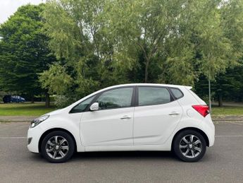 HYUNDAI IX20 1.6 SE Nav Hatchback 5dr Petrol Auto Euro 6 (125 ps)