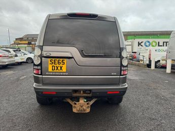 LAND ROVER DISCOVERY 4 3.0 SD V6 SE Tech SUV 5dr Diesel Auto 4WD Euro 6 (s/s) (256 bhp)