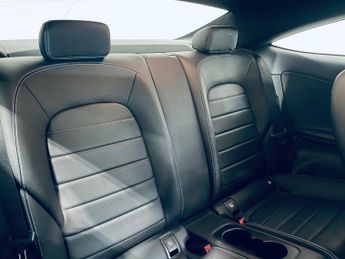MERCEDES-BENZ C-CLASS 2.1 C220d AMG Line Coupe 2dr Diesel G-Tronic+ Euro 6 (s/s) (170 
