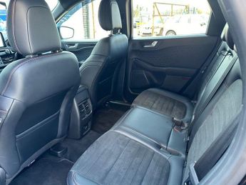 FORD KUGA 1.5 EcoBlue ST-Line SUV 5dr Diesel Auto Euro 6 (s/s) (120 ps)