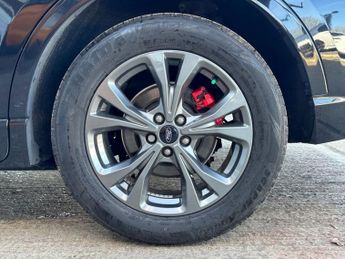 FORD KUGA 1.5 EcoBlue ST-Line SUV 5dr Diesel Auto Euro 6 (s/s) (120 ps)