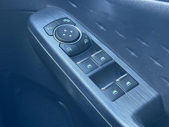 FORD KUGA 1.5 EcoBlue ST-Line SUV 5dr Diesel Auto Euro 6 (s/s) (120 ps)