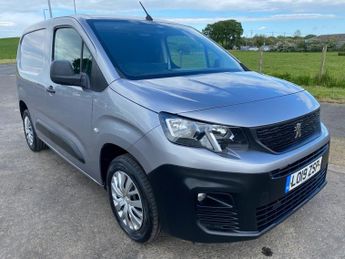 Peugeot Partner 1.6 BlueHDi 1000 Professional NAV Standard Panel Van 5dr Diesel 