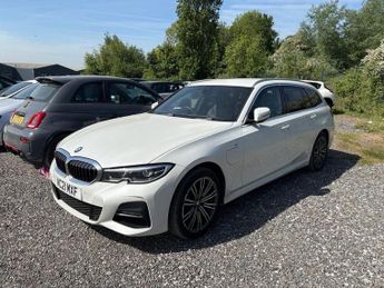 BMW 330 2.0 330e 12kWh M Sport Touring 5dr Petrol Plug-in Hybrid Auto Eu