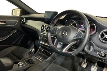 MERCEDES-BENZ GLA CLASS 1.6 GLA200 AMG Line SUV 5dr Petrol Manual Euro 6 (s/s) (156 ps) 