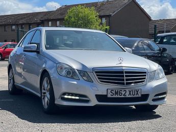 Mercedes E Class 2.1 E300dh BlueTEC Saloon 4dr Diesel Hybrid G-Tronic+ Euro 5 (s/