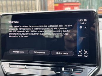 VOLKSWAGEN ID.3 Pro Performance 58kWh Life Hatchback 5dr Electric Auto (204 ps)