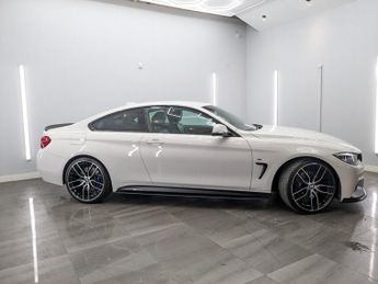 BMW 4 SERIES 2.0 420i M Sport Coupe 2dr Petrol Auto Euro 6 (s/s) (184 ps)