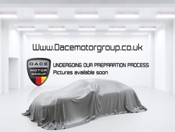 Nissan Qashqai 1.6 dCi Acenta SUV 5dr Diesel XTRON 2WD Euro 5 (s/s) (130 ps)