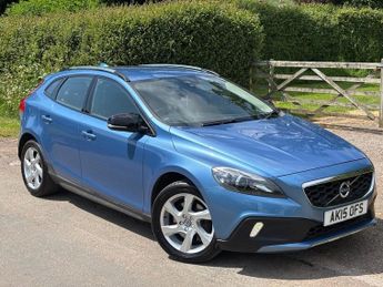 Volvo V40 2.0 D2 Lux Nav Hatchback 5dr Diesel Auto Euro 6 (s/s) (120 ps)