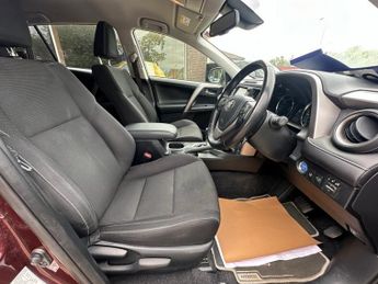 TOYOTA RAV4 2.5 VVT-h Business Edition Plus SUV 5dr Petrol Hybrid CVT Euro 6