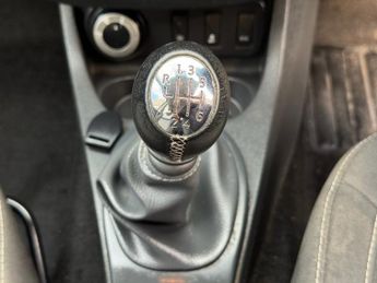 DACIA DUSTER 1.2 TCe Prestige SUV 5dr Petrol Manual 4WD Euro 6 (s/s) (125 ps)
