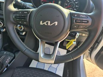 KIA PICANTO 1.0 DPi 3 Hatchback 5dr Silver, 4,000 miles, 1 owner, full servi