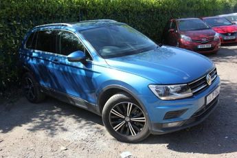 Volkswagen Tiguan 2.0 TDI SE Navigation SUV 5dr Diesel Manual 4Motion Euro 6 (s/s)
