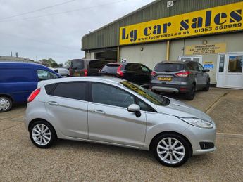 Ford Fiesta 1.0T EcoBoost Titanium Hatchback 5dr Petrol Powershift Euro 6 (1