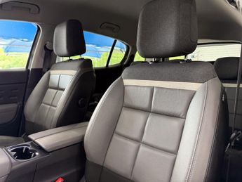 CITROEN C5 AIRCROSS 1.6 13.2kWh Shine Plus SUV 5dr Petrol Plug-in Hybrid e-EAT8 Euro