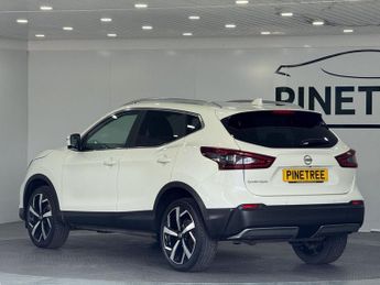 NISSAN QASHQAI 1.3 DIG-T N-Motion SUV 5dr Petrol Manual Euro 6 (s/s) (140 ps)