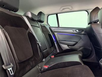 RENAULT MEGANE 1.2 TCe Dynamique S Nav Sport Tourer 5dr Petrol EDC Euro 6 (130 