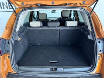 RENAULT CAPTUR 0.9 TCe ENERGY Iconic SUV 5dr Petrol Manual Euro 6 (s/s) (90 ps)