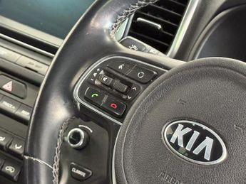 KIA SPORTAGE 1.7 CRDi 2 SUV 5dr Diesel DCT Euro 6 (s/s) (139 bhp)