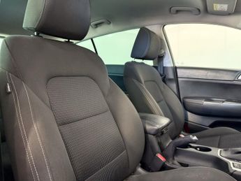 KIA SPORTAGE 1.7 CRDi 2 SUV 5dr Diesel DCT Euro 6 (s/s) (139 bhp)