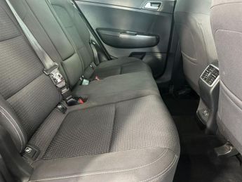 KIA SPORTAGE 1.7 CRDi 2 SUV 5dr Diesel DCT Euro 6 (s/s) (139 bhp)