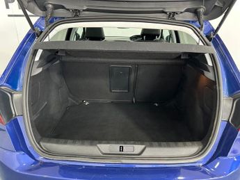PEUGEOT 308 1.2 PureTech Tech Edition Hatchback 5dr Petrol Manual Euro 6 (s/