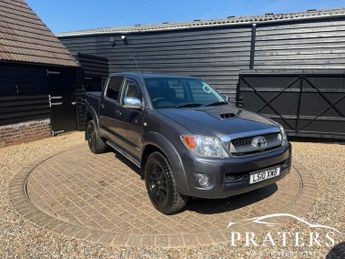 Toyota Hi Lux 3.0 D-4D Invincible Pickup 4dr Diesel Manual 4WD (279 g/km, 171 