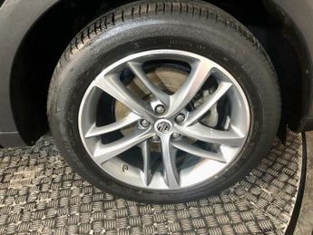 MG MG HS 1.5 T-GDI Excite SUV 5dr Petrol DCT Euro 6 (s/s) (162 ps)