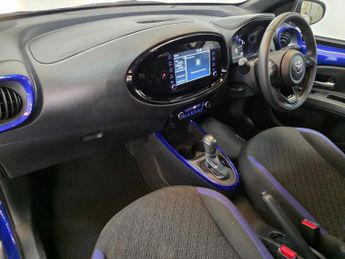TOYOTA AYGO X 1.0 VVT-i Edge Hatchback 5dr Petrol x-shift Euro 6 (s/s) (72 ps)
