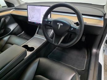TESLA Model 3 (Dual Motor) Long Range Saloon 4dr Electric Auto 4WDE (346 ps)