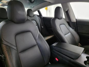 TESLA Model 3 (Dual Motor) Long Range Saloon 4dr Electric Auto 4WDE (346 ps)