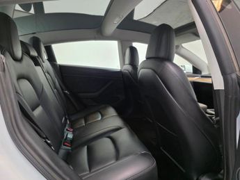 TESLA Model 3 (Dual Motor) Long Range Saloon 4dr Electric Auto 4WDE (346 ps)
