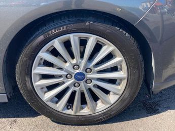 FORD C-MAX 1.0T EcoBoost GPF Titanium MPV 5dr Petrol Manual Euro 6 (s/s) (1