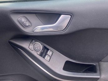 FORD FIESTA 1.0T EcoBoost Titanium Hatchback 5dr Petrol Manual Euro 6 (s/s) 