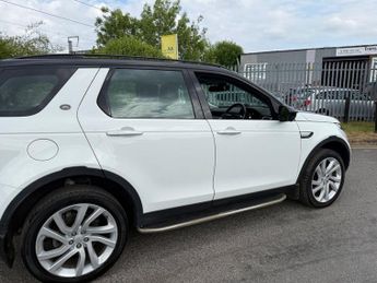 LAND ROVER DISCOVERY SPORT 2.0 TD4 HSE Luxury SUV 5dr Diesel Auto 4WD Euro 6 (s/s) (180 ps)