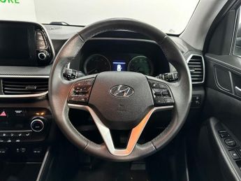 HYUNDAI TUCSON 1.6 GDi SE Nav SUV 5dr Petrol Manual Euro 6 (s/s) (132 ps)