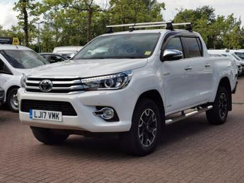 TOYOTA HI-LUX 2.4 D-4D Invincible X Pickup Double Cab 4dr Diesel Auto 4WD Euro