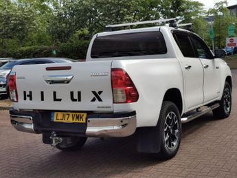TOYOTA HI-LUX 2.4 D-4D Invincible X Pickup Double Cab 4dr Diesel Auto 4WD Euro